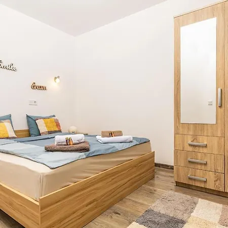 Apartment 'little Little' House In The Town Center & Parking Plovdiv