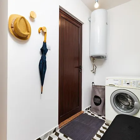 Apartment 'little Little' House In The Town Center & Parking