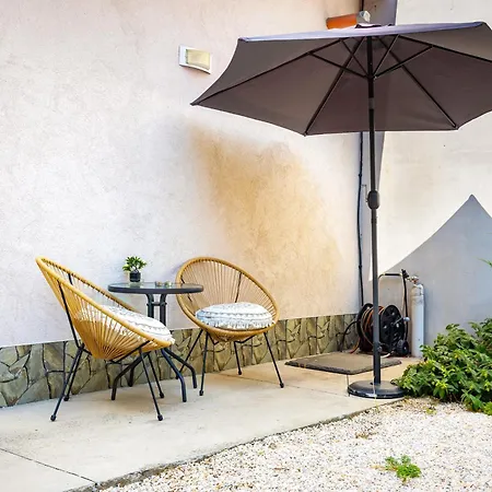 'little Little' House In The Town Center & Parking Apartment Plovdiv